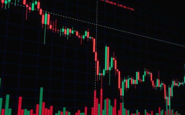 Stocks jump to record highs as liquidity pours in