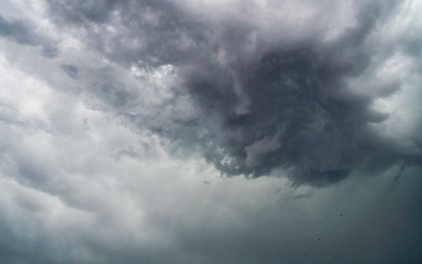 Dust storm hits southern areas