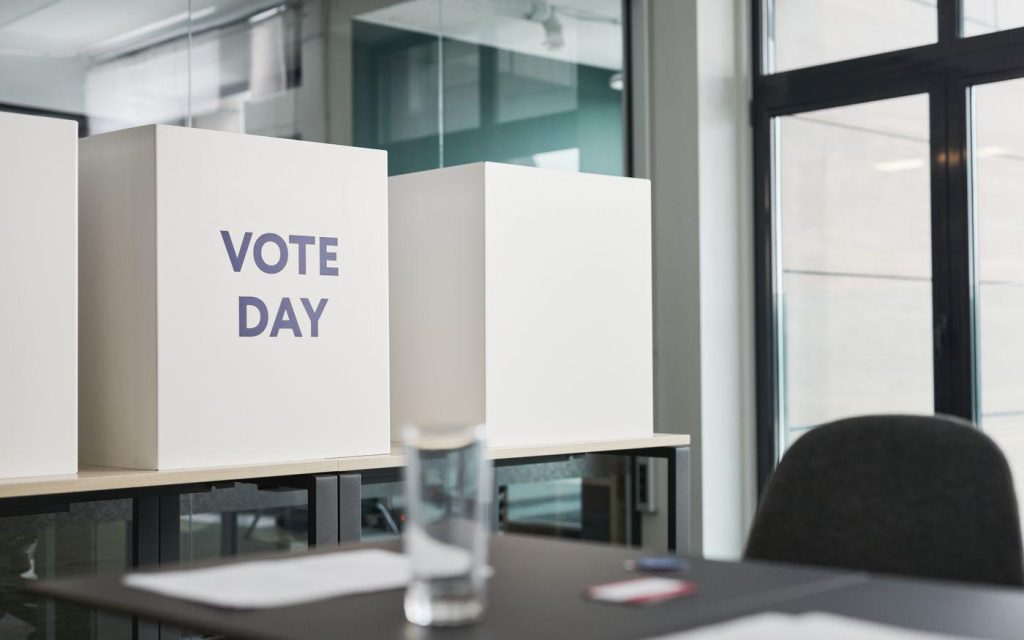 Intensive preparations for the local elections